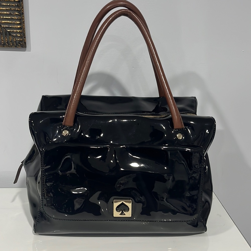 Kate Spade patent leather shoulder handbag